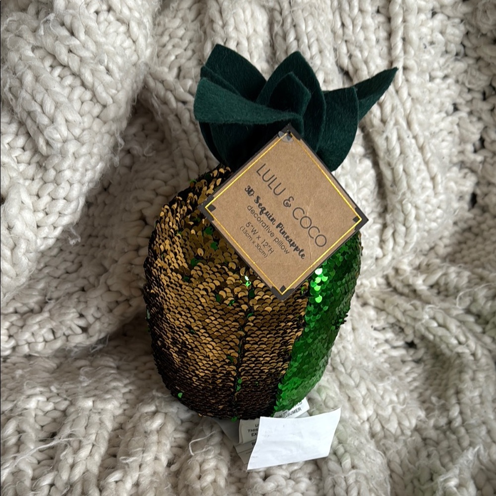 Luxurious Green & Gold Decorative Pineapple Pillow